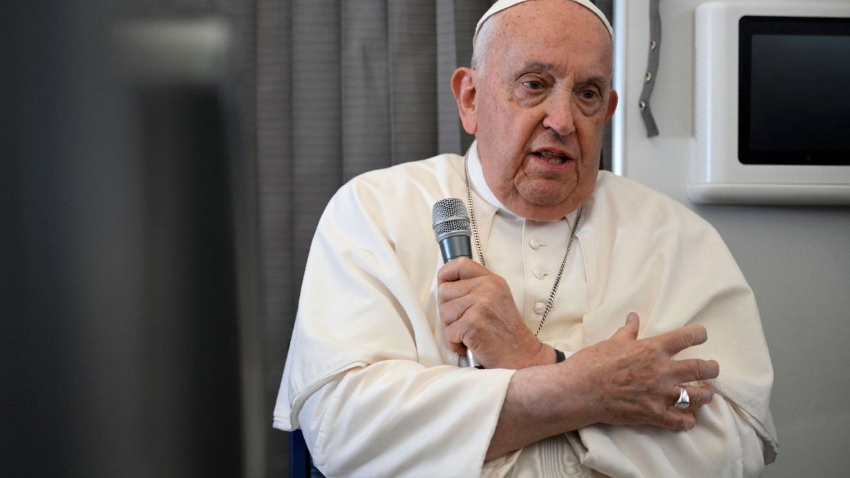 pope-francis-passed-away-at-88-vatican-mourns