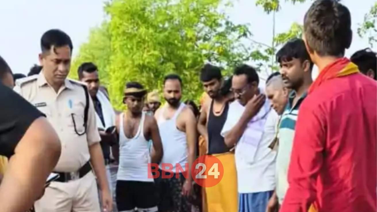 Road Accident Buxar Bihar Tempo Truck Crash Death